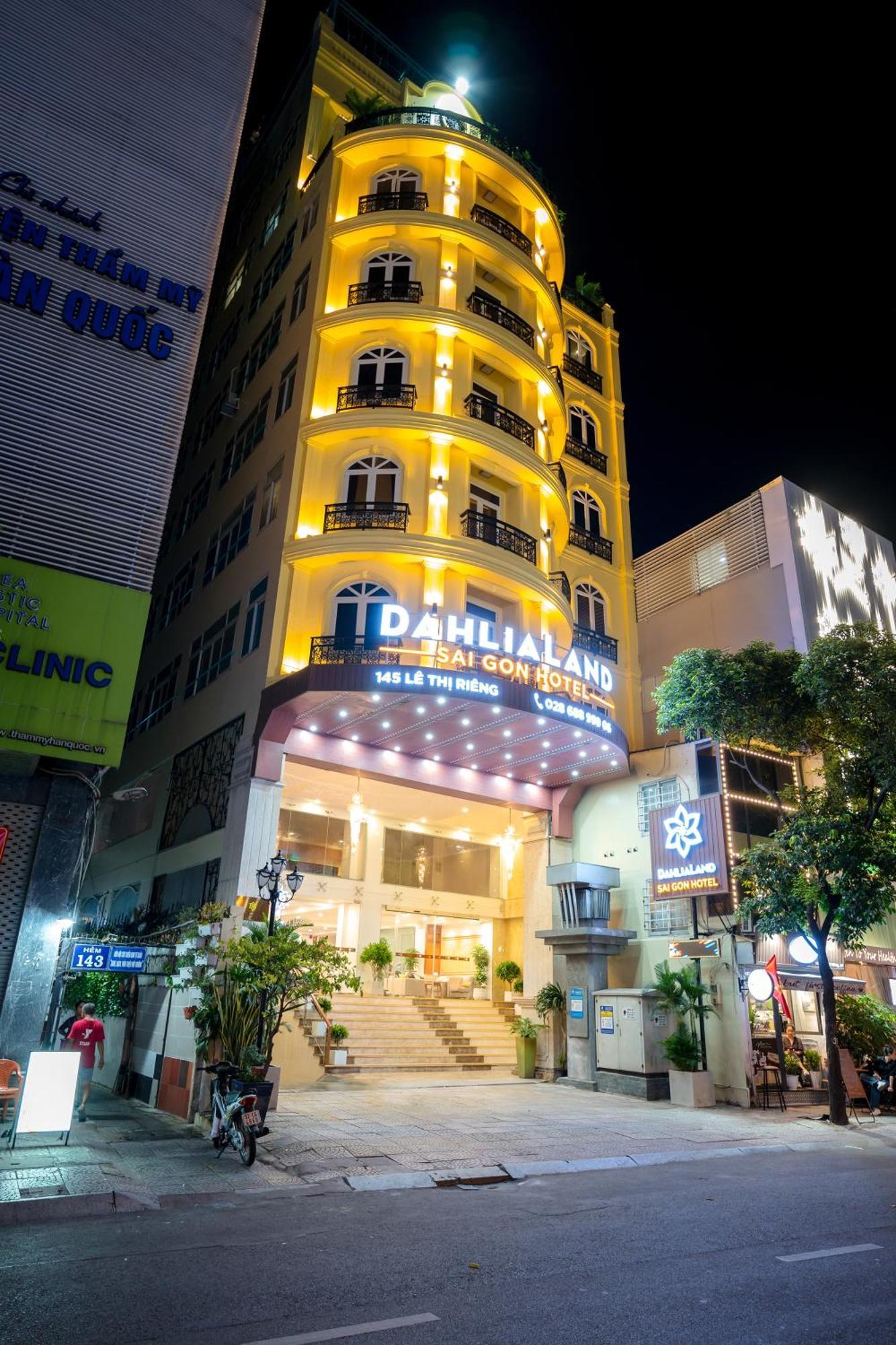 Dahlialand Saigon Hotel & Swimming Pool - Ben Thanh Market, District 1 Thành Pho Ho Chí Minh Esterno foto